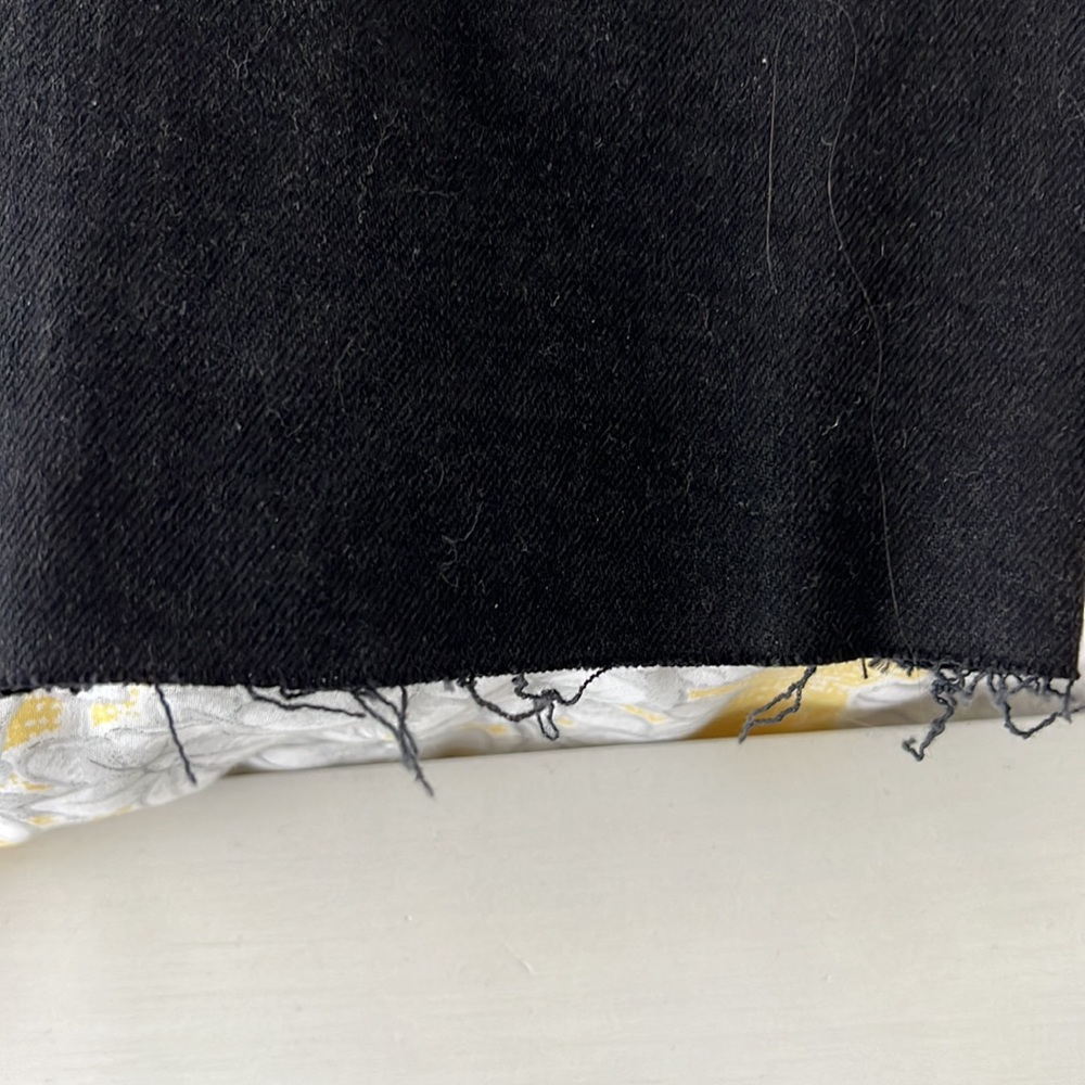 NWT Gap Mid Rise Vintage Slim Jeans with Washwell (Black) - Picture 7 of 8